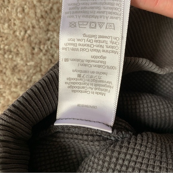 Madewell Women’s Waffle Knit Thermal Boxy Sweatshirt Tee Black Coal Small - Picture 4 of 10